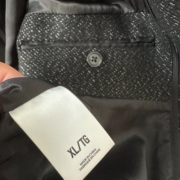 Black & Grey Express XL Men's Jacket with zip-in hooded bib - Picture 13 of 13